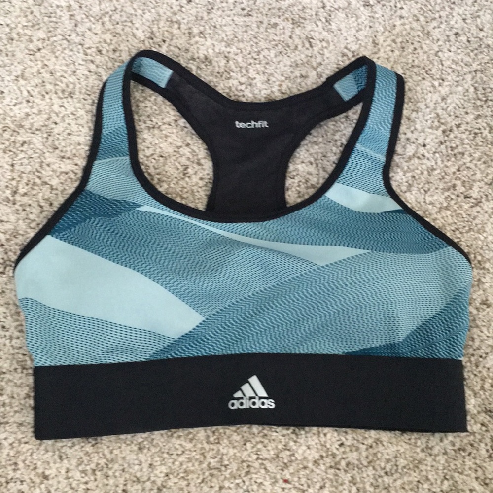 ✨SOLD Brand new adidas tech fit sports bra